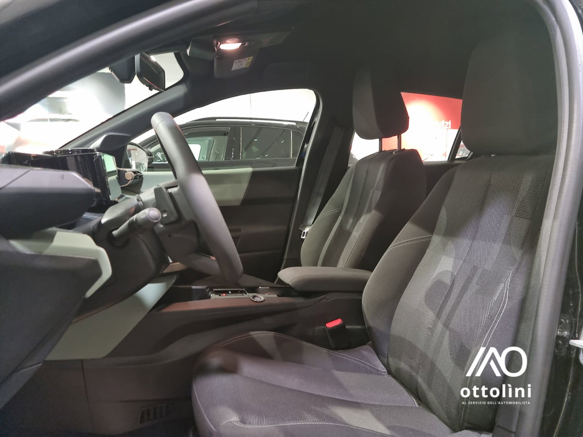 Lancia Ypsilon 1.2 mhev Edizione Cassina e-dct (8)