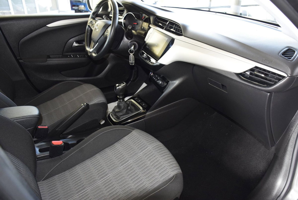 Opel Corsa 1.2 100 CV Edition (10)