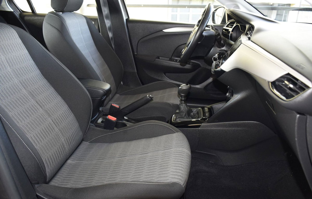 Opel Corsa 1.2 100 CV Edition (11)