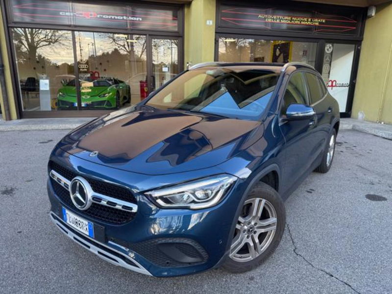 Mercedes-Benz GLA SUV 200 d Automatic Premium