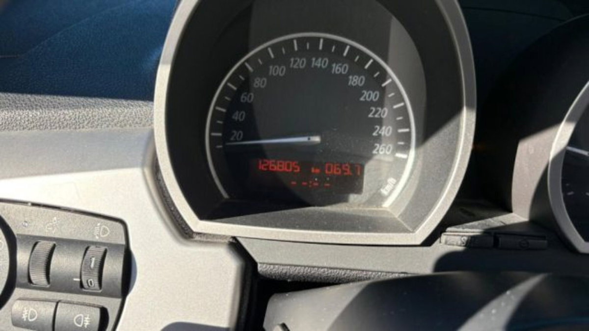 BMW Z4 Cabrio Z4 2.0i cat Roadster (10)