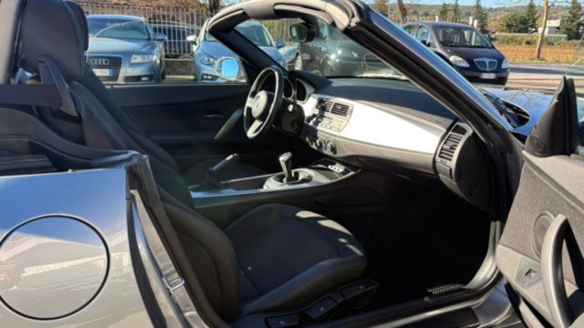 BMW Z4 Cabrio Z4 2.0i cat Roadster (15)