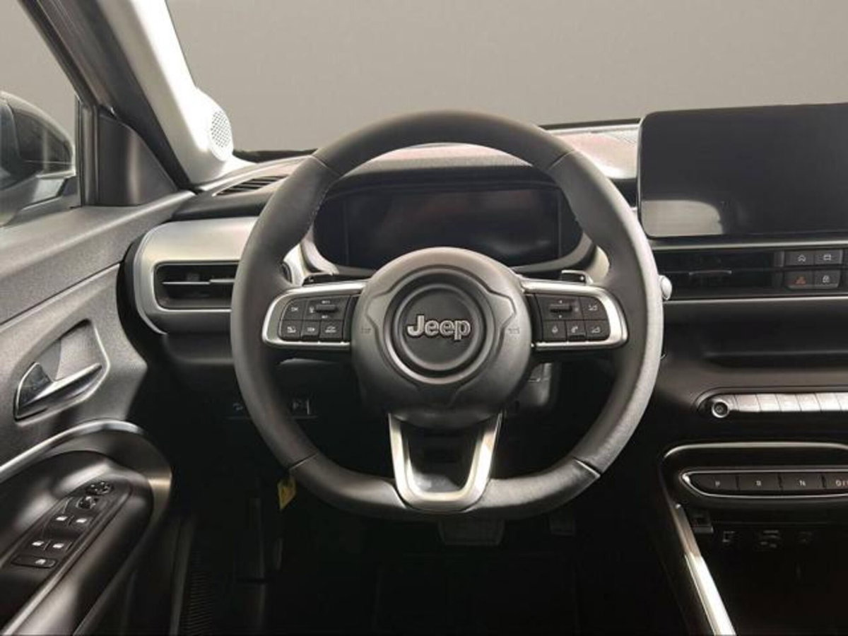 Jeep Avenger 1.2 turbo e-hybrid mhev Summit fwd 110cv edct6 (15)