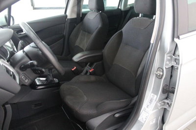 Citroen C3 1.6 HDi 90 Exclusive (11)