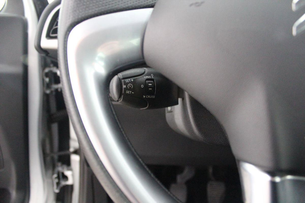 Citroen C3 1.6 HDi 90 Exclusive (15)