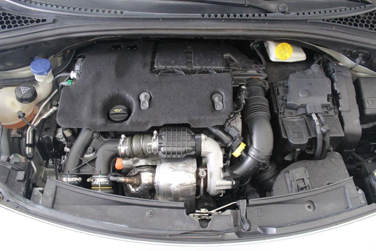 Citroen C3 1.6 HDi 90 Exclusive (20)