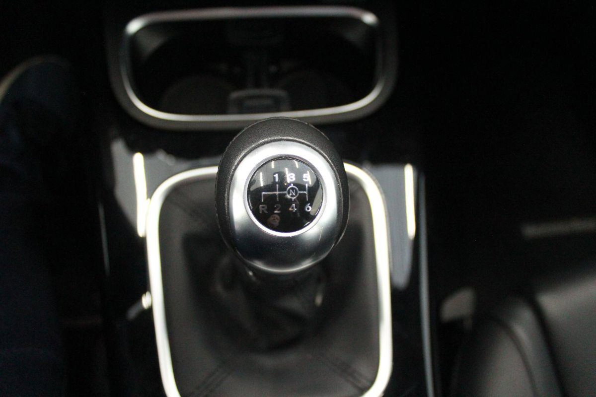 Mercedes-Benz Classe A 180 d Business (13)