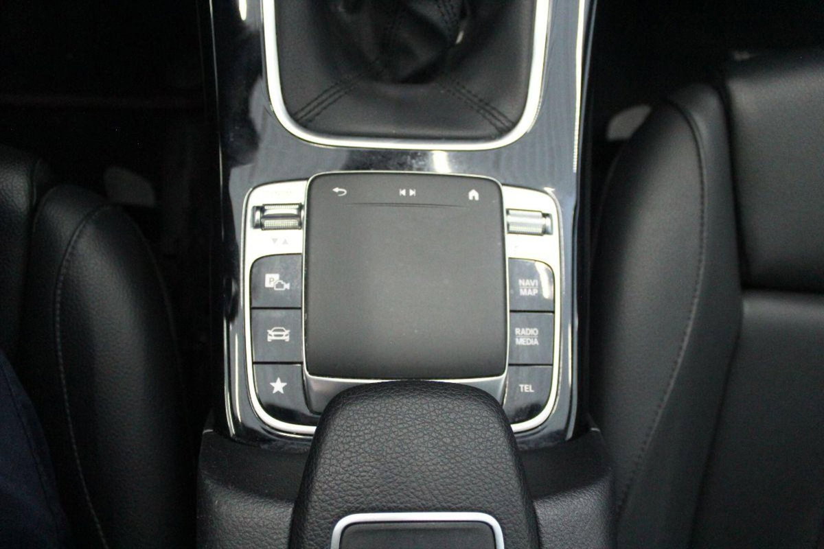 Mercedes-Benz Classe A 180 d Business (17)