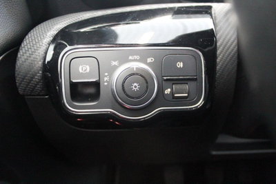 Mercedes-Benz Classe A 180 d Business (18)