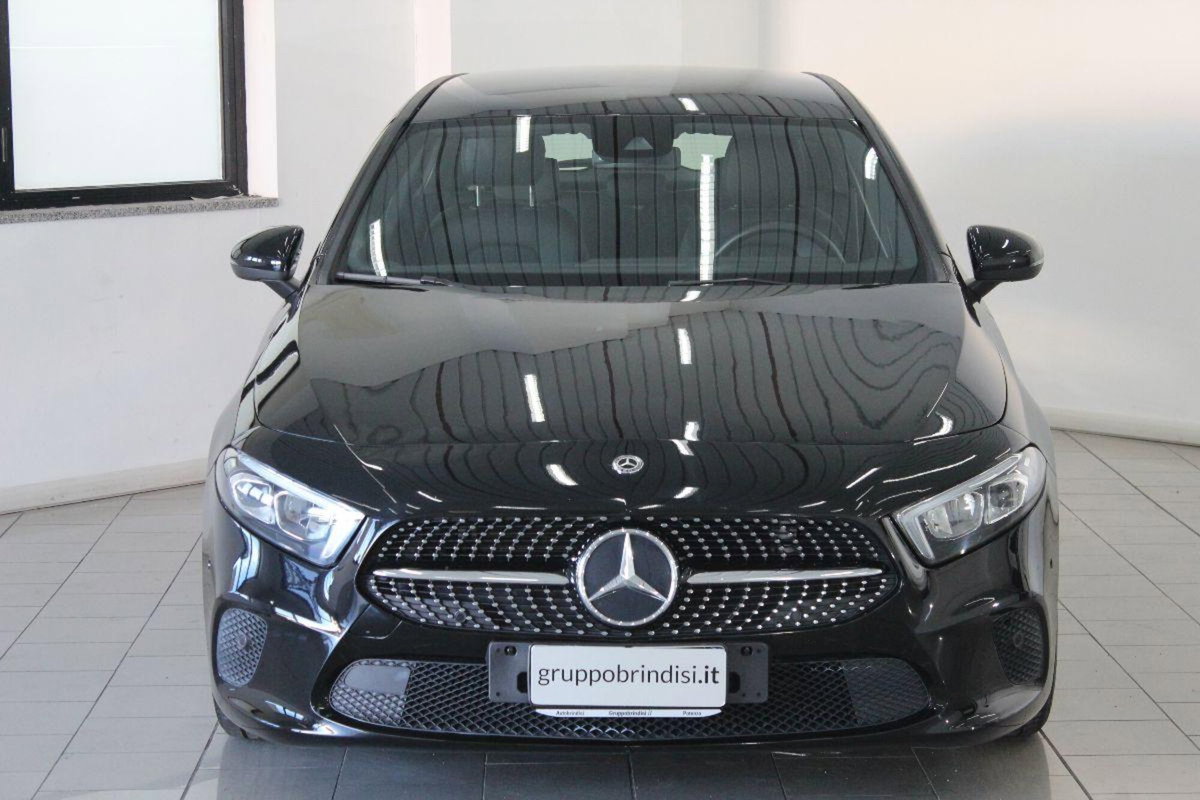 Mercedes-Benz Classe A 180 d Business (2)