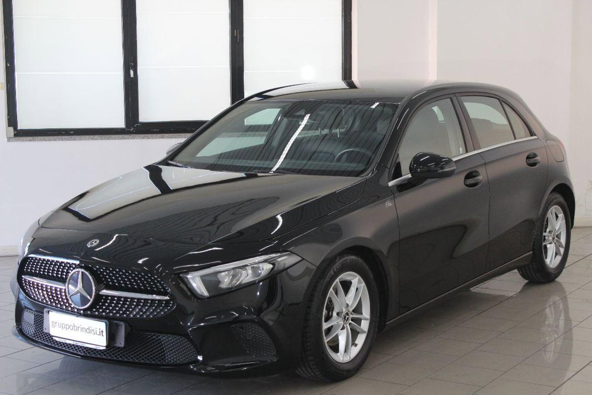 Mercedes-Benz Classe A 180 d Business (3)