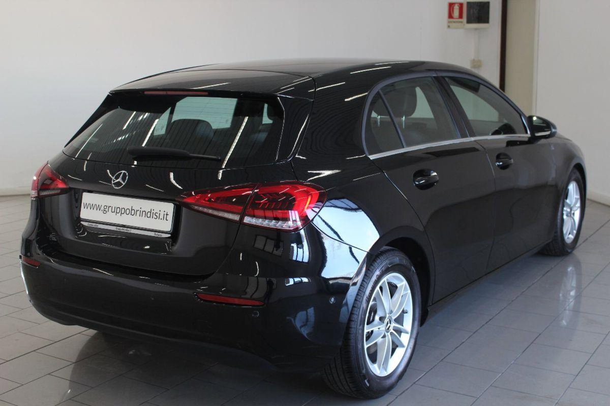 Mercedes-Benz Classe A 180 d Business (4)