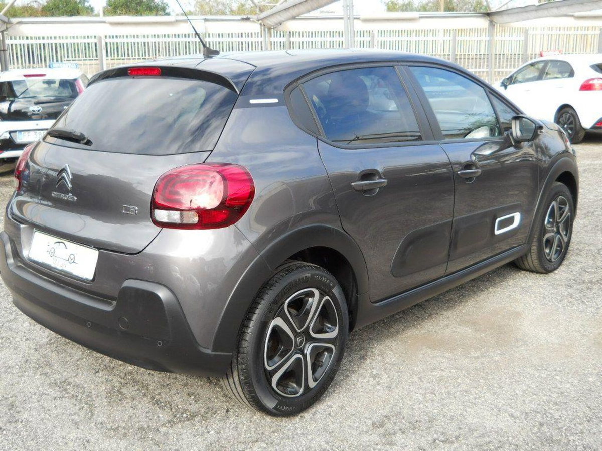 Citroen C3 BlueHDi 100 S&S Shine (9)