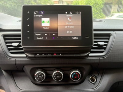 Renault Trafic Furgone T27 2.0 dCi 130CV PC-TN Furgone Ice Plus (10)