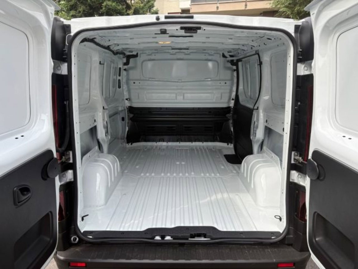 Renault Trafic Furgone T27 2.0 dCi 130CV PC-TN Furgone Ice Plus (13)