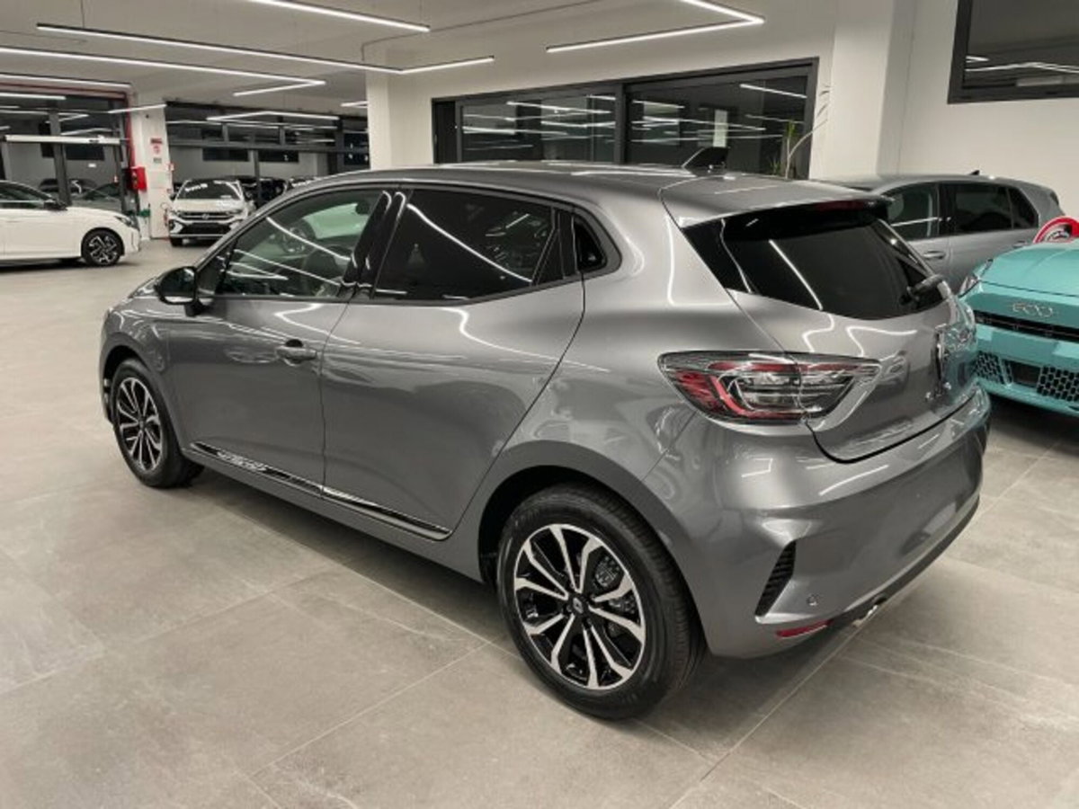 Renault Clio 1.0 tce Techno Gpl 100cv (13)