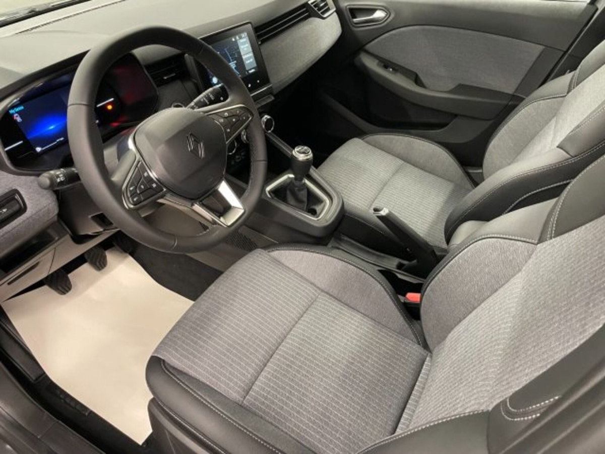 Renault Clio 1.0 tce Techno Gpl 100cv (15)