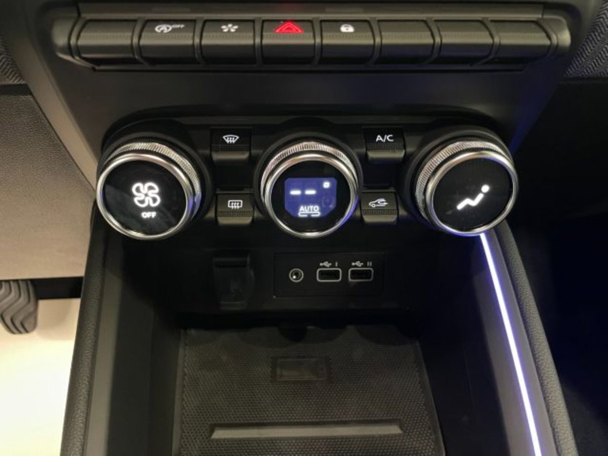 Renault Clio 1.0 tce Techno Gpl 100cv (17)