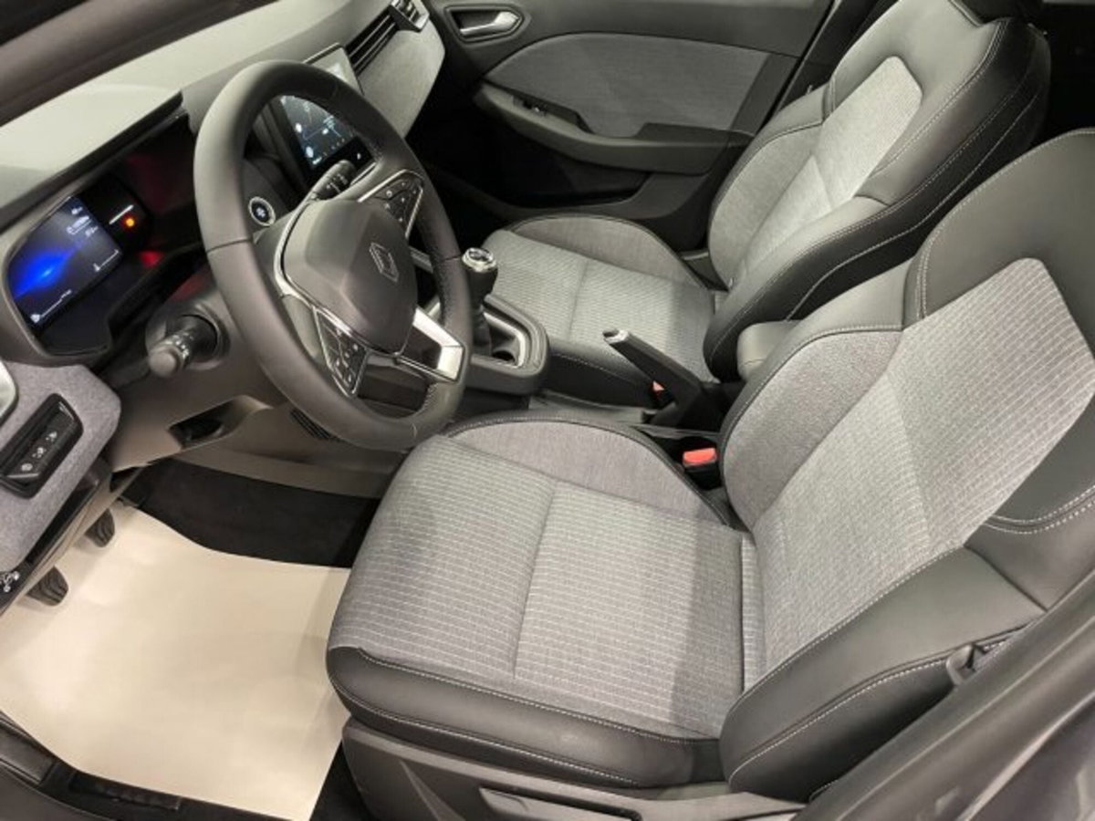 Renault Clio 1.0 tce Techno Gpl 100cv (2)