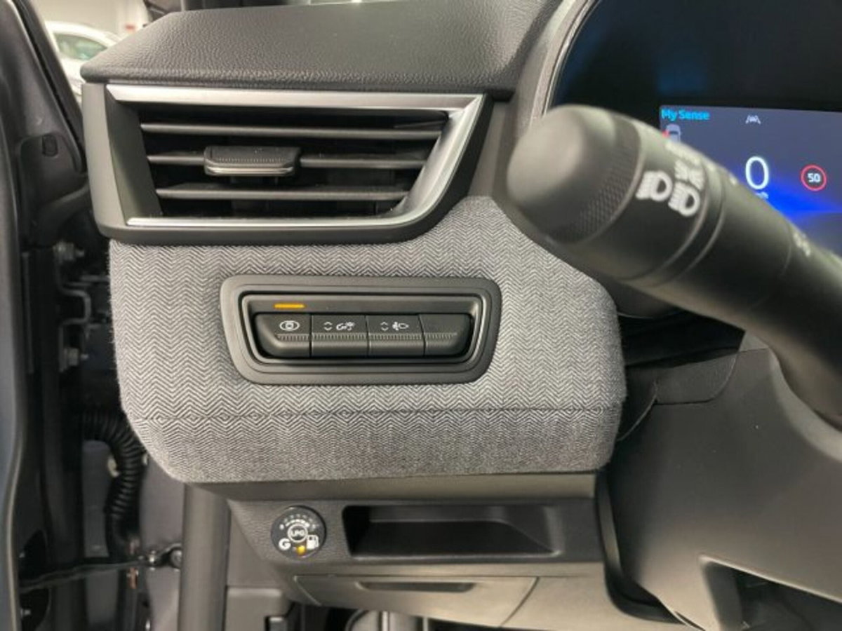 Renault Clio 1.0 tce Techno Gpl 100cv (8)