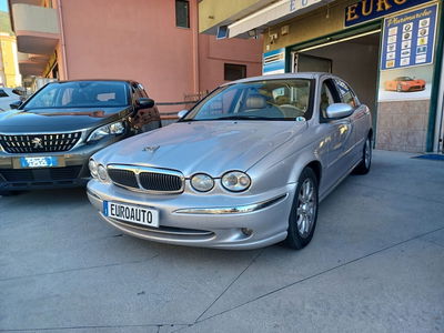 Jaguar X-Type 2.5 V6 24V cat Executive usata
