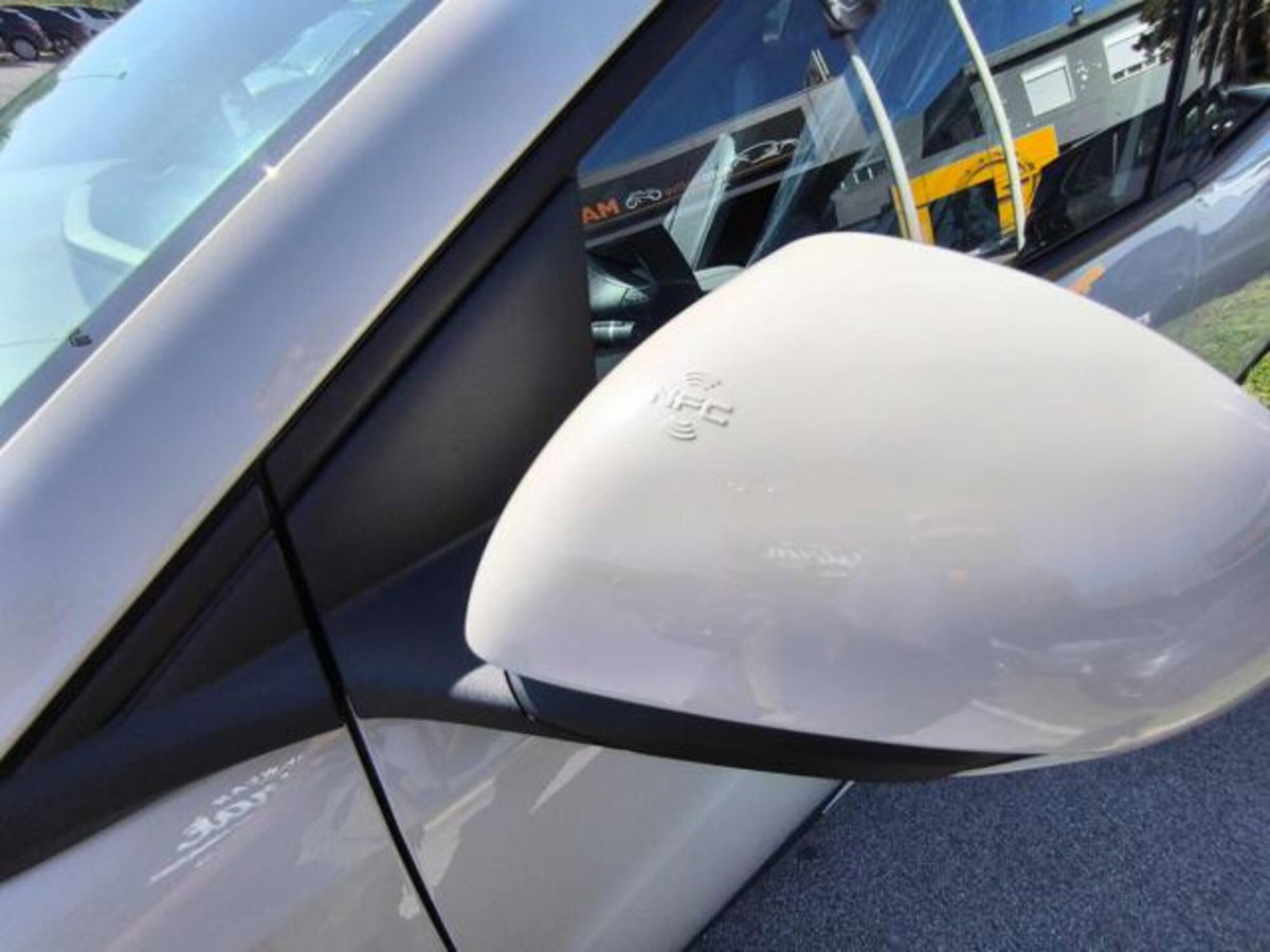 Byd Dolphin 60,4 kWh Comfort (13)