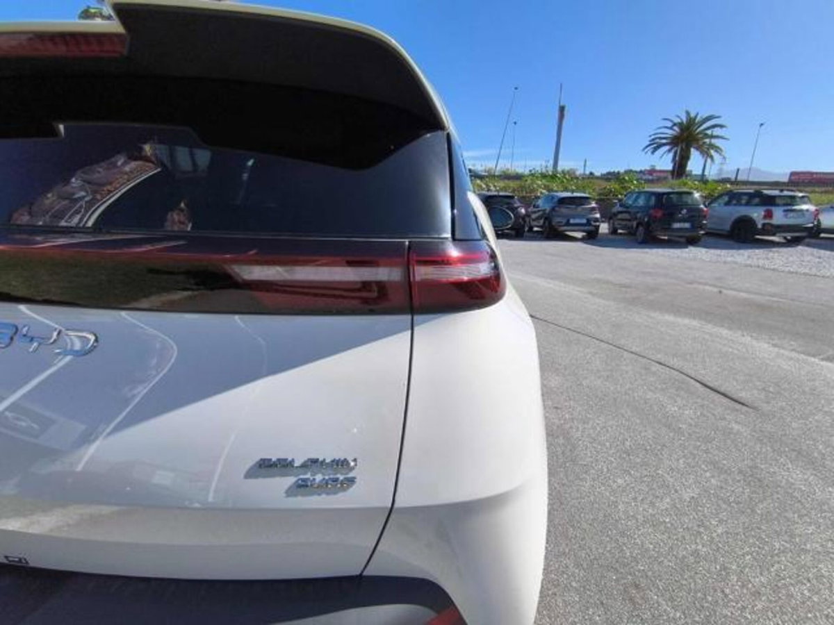 Byd Dolphin 60,4 kWh Comfort (7)