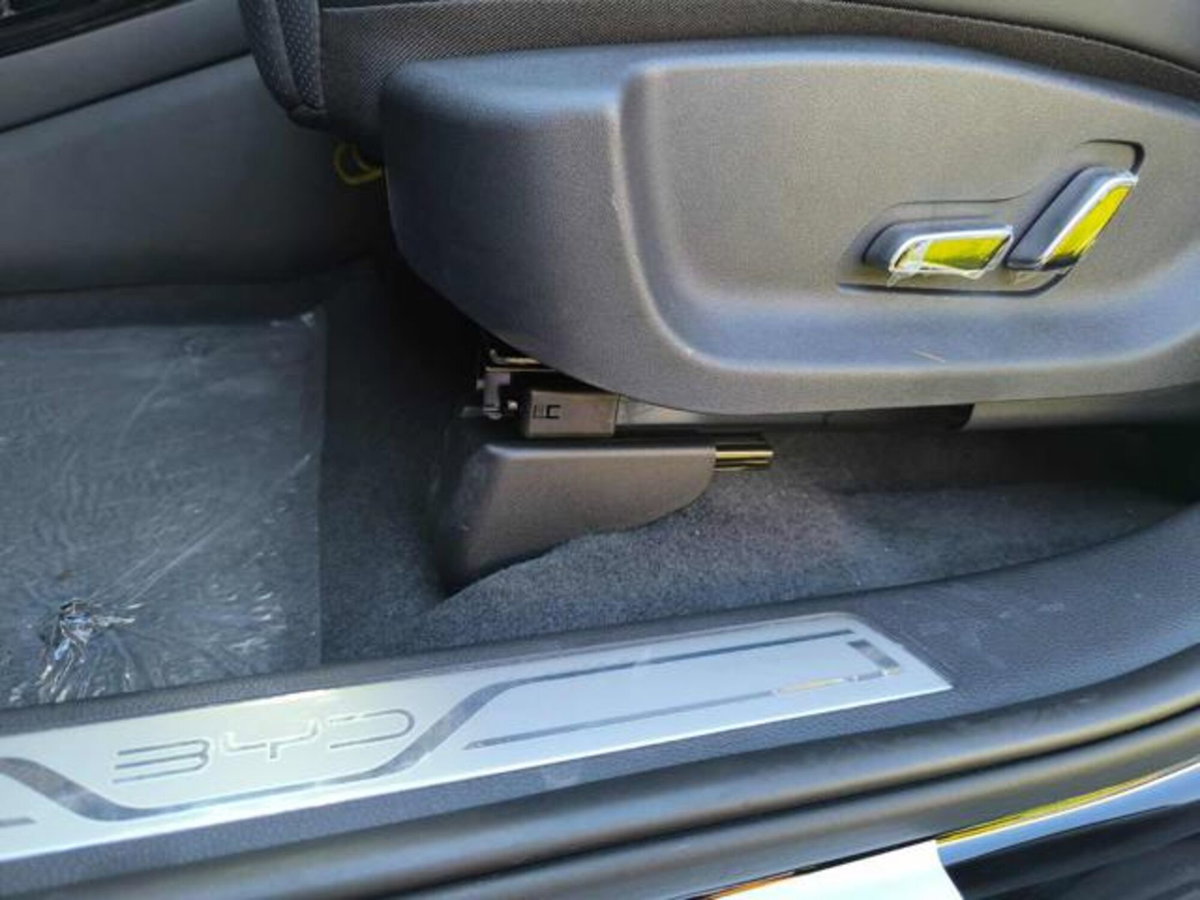 Byd Seal U DM-i 1.5 phev Comfort 2wd (17)
