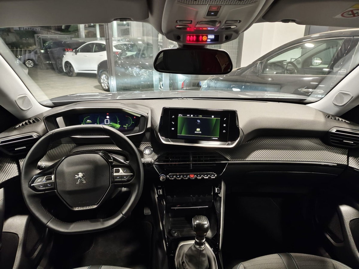Peugeot 2008 BlueHDi 110 S&S Allure Pack (10)