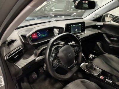Peugeot 2008 BlueHDi 110 S&S Allure Pack (11)