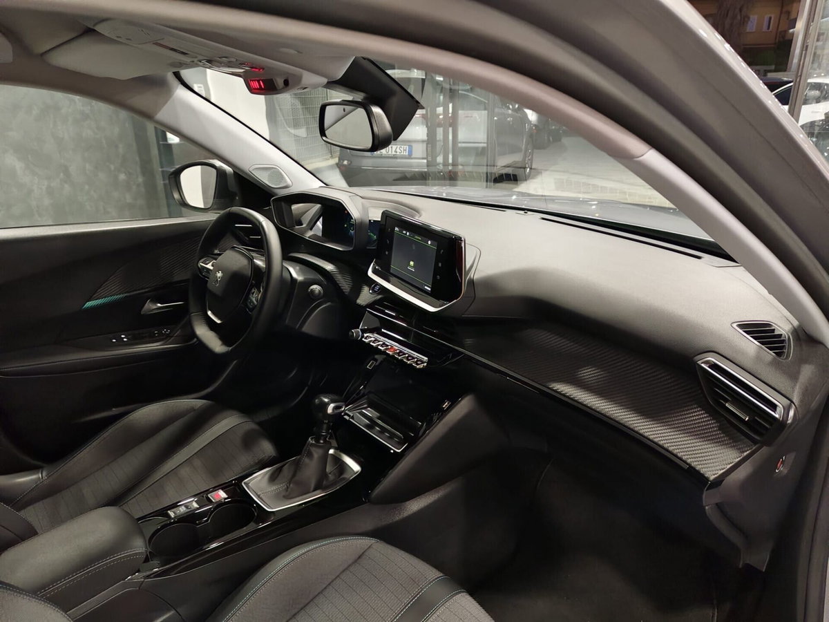 Peugeot 2008 BlueHDi 110 S&S Allure Pack (17)