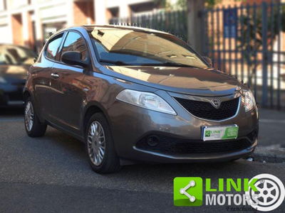 Lancia Ypsilon 1.2 69 CV 5 porte GPL Gold Plus