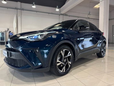 Toyota Toyota C-HR 2.0 Hybrid E-CVT Trend
