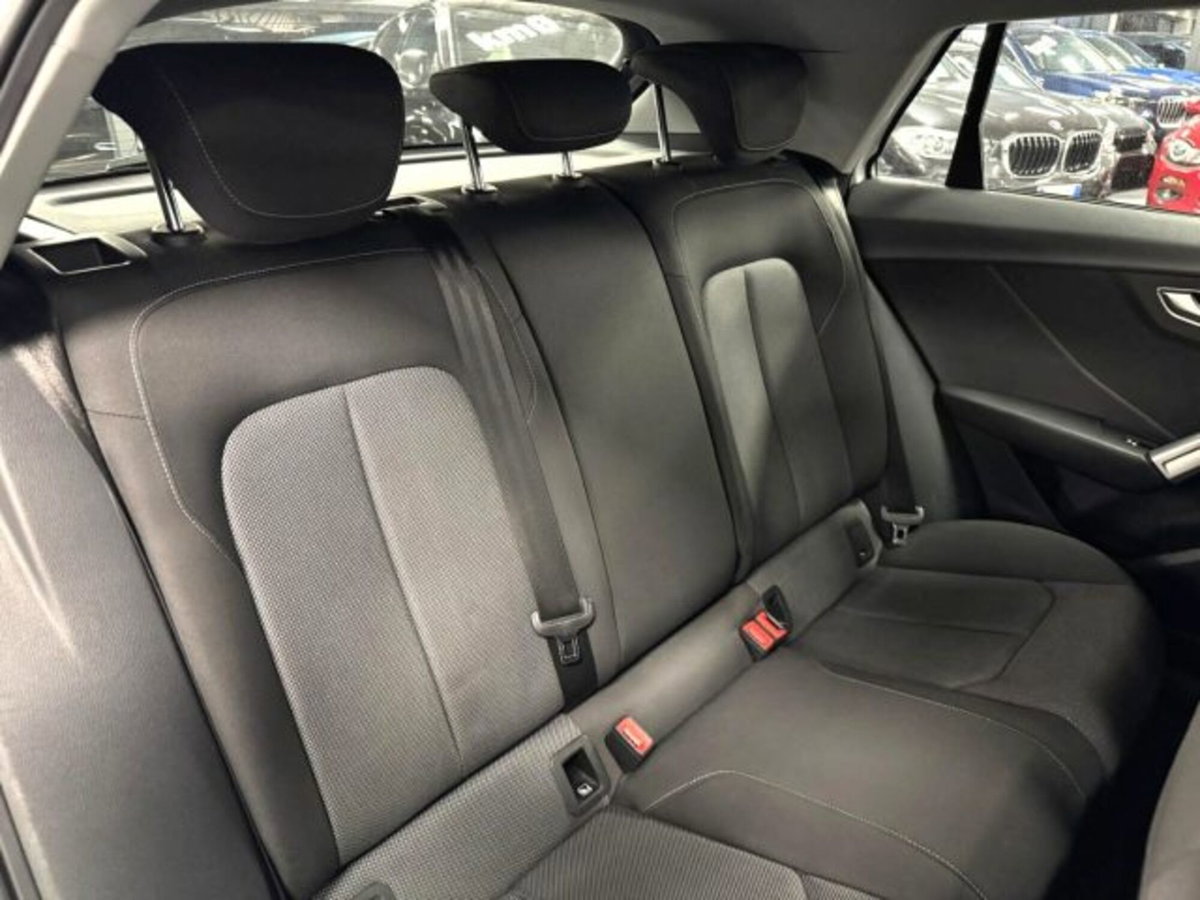 Audi Q2 Q2 1.6 TDI (14)
