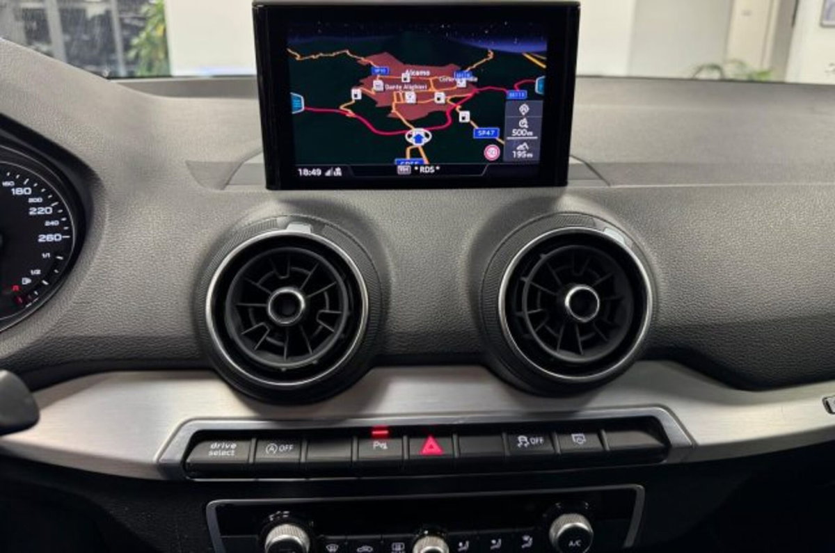 Audi Q2 Q2 1.6 TDI (8)