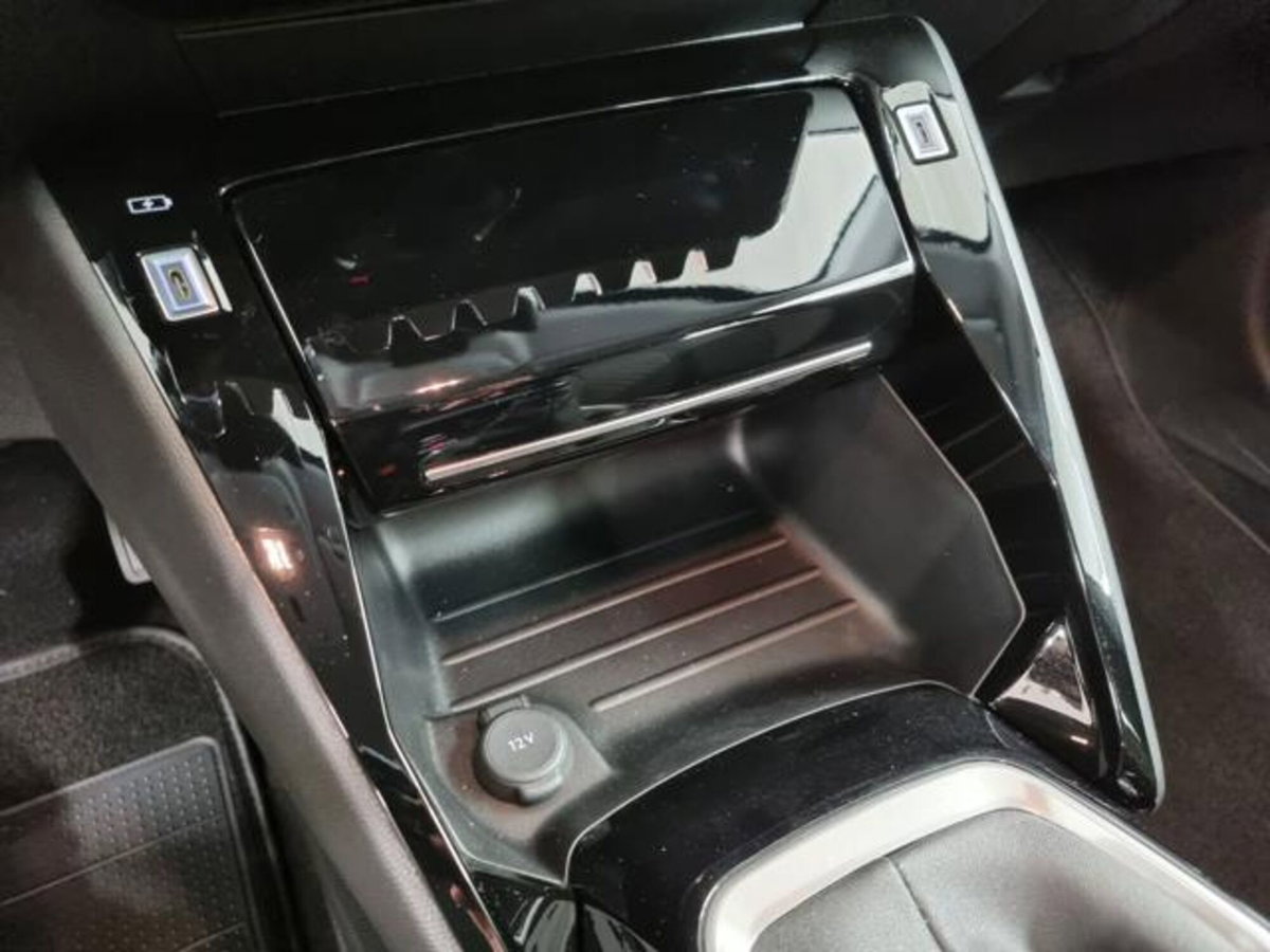 Peugeot 208 PureTech 100 Stop&Start 5 porte Allure (17)