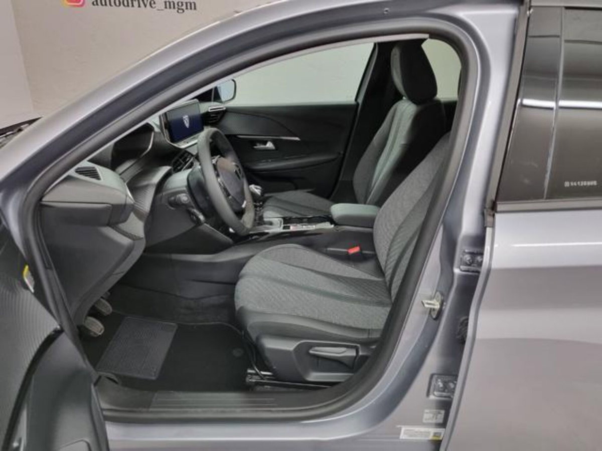 Peugeot 208 PureTech 100 Stop&Start 5 porte Allure (8)