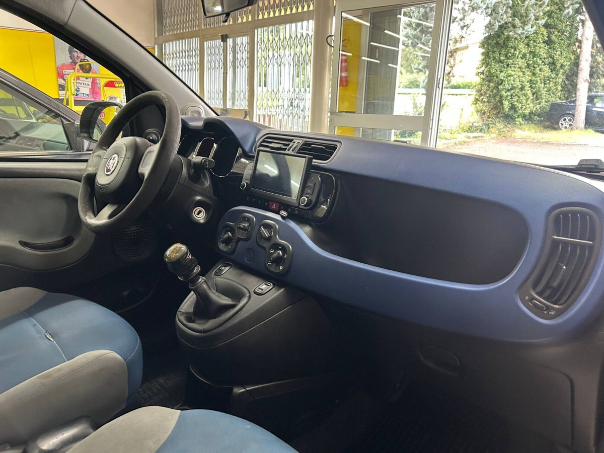 Fiat Panda 1.2 Emotion (11)