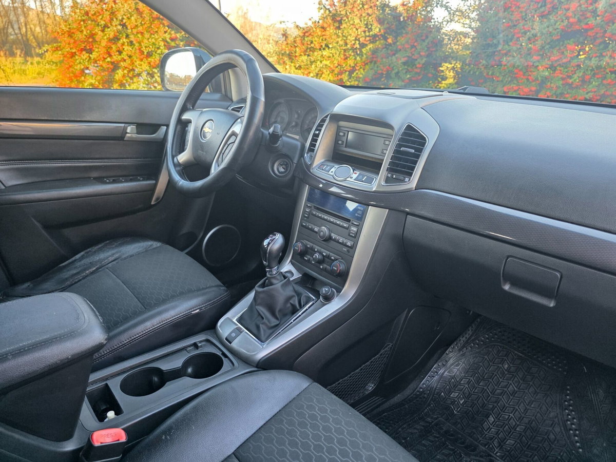 Chevrolet Captiva 2.2 VCDi 163CV 2WD LT (17)