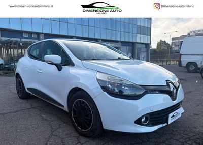 Renault Clio 1.2 75CV 5 porte Wave usata
