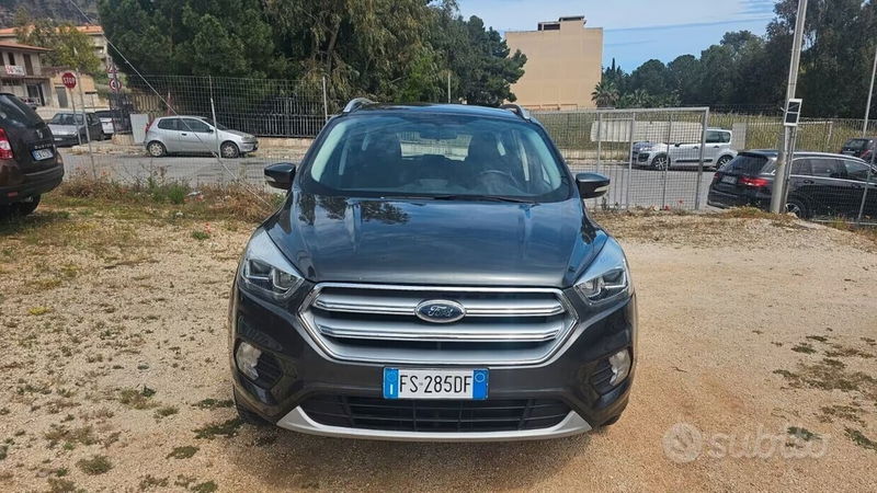 Ford Kuga 2.0 TDCI 150 CV S&S 4WD Powershift ST-Line