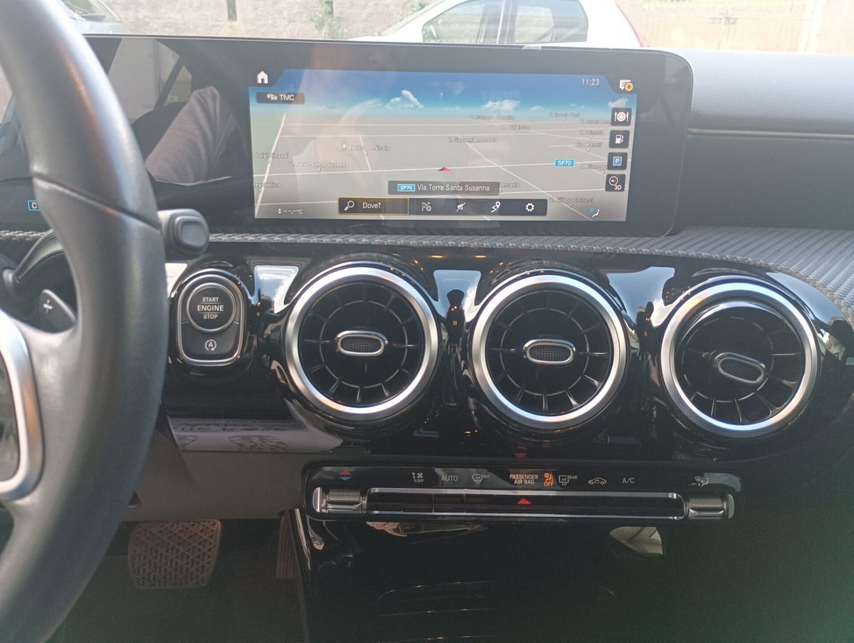 Mercedes-Benz Classe A 180 d Automatic Business (10)