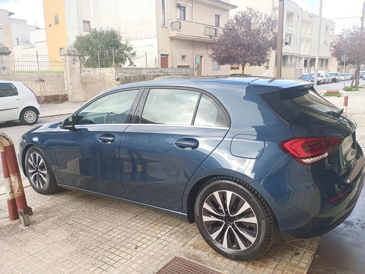 Mercedes-Benz Classe A 180 d Automatic Business (6)