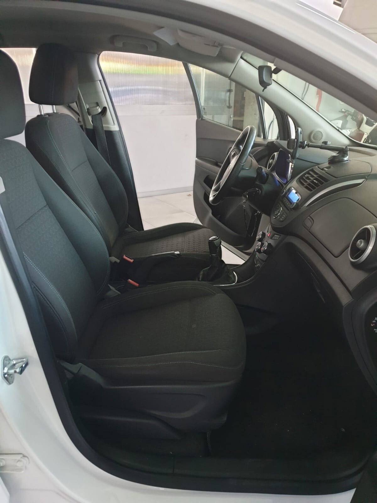 Chevrolet Trax 1.6 FWD LS (9)