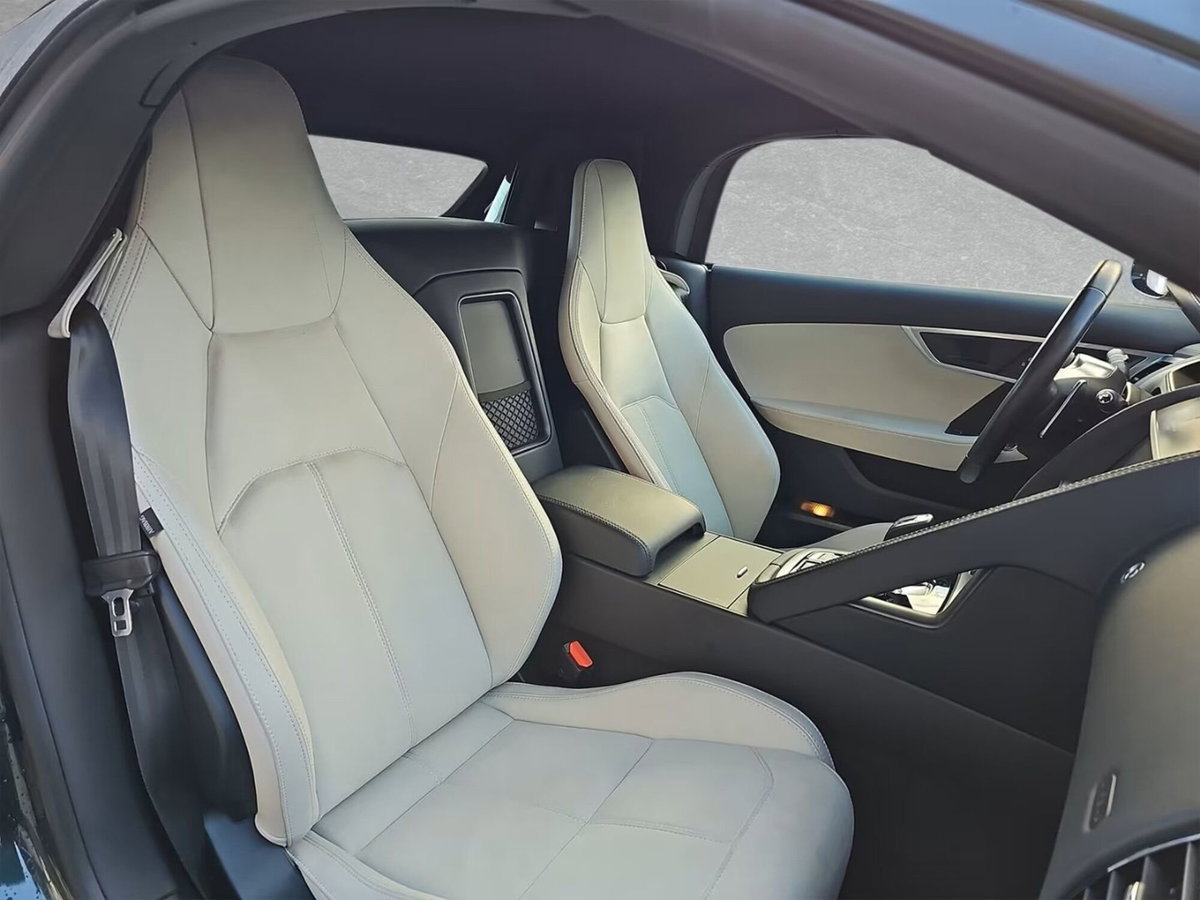 Jaguar F-Type Cabrio 2.0 aut. Convertibile R-Dynamic Black (9)