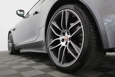 Jaguar F-Type Coupé 2.0 aut. Coupé R-Dynamic Black (5)