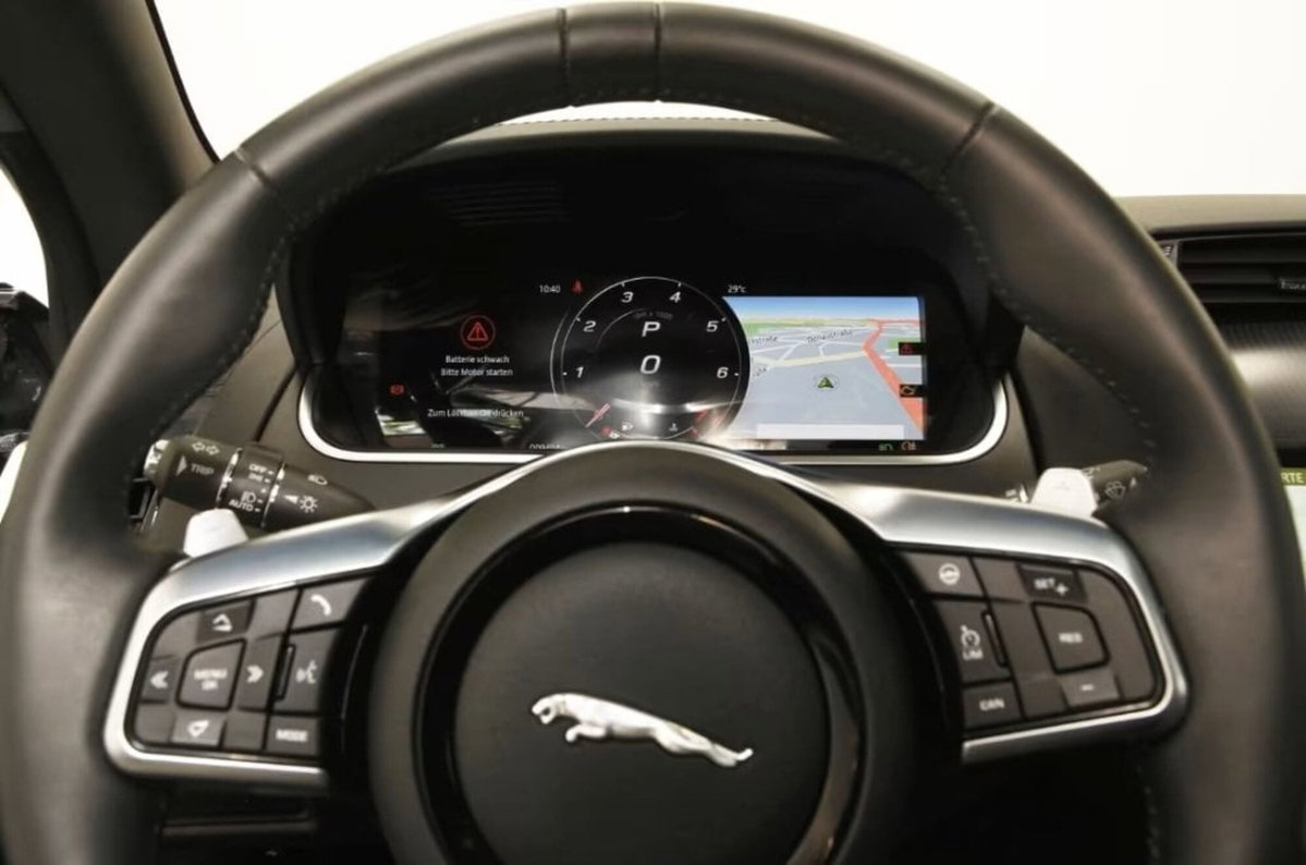 Jaguar F-Type Coupé 2.0 aut. Coupé R-Dynamic Black (6)