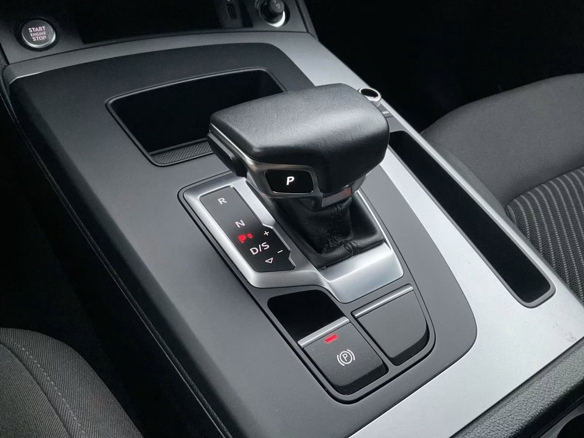 Audi Q5 40 TDI 204 CV quattro S tronic (15)