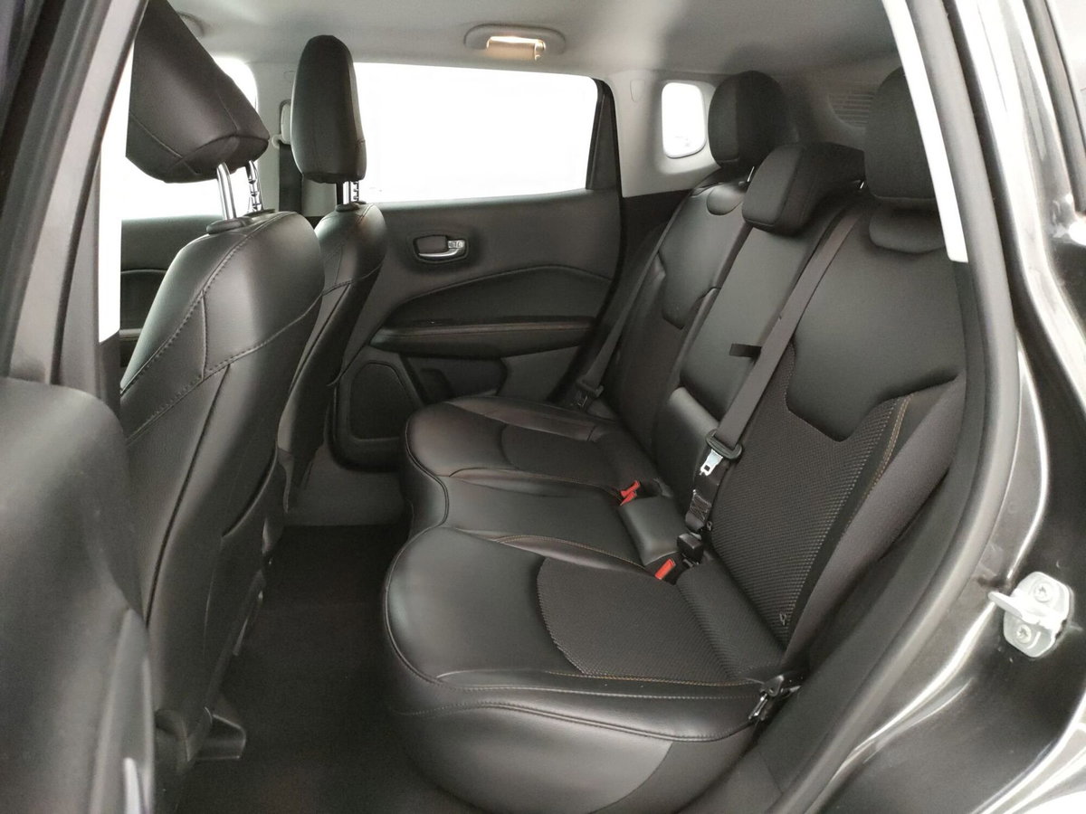 Jeep Compass 1.4 MultiAir 2WD Limited (10)
