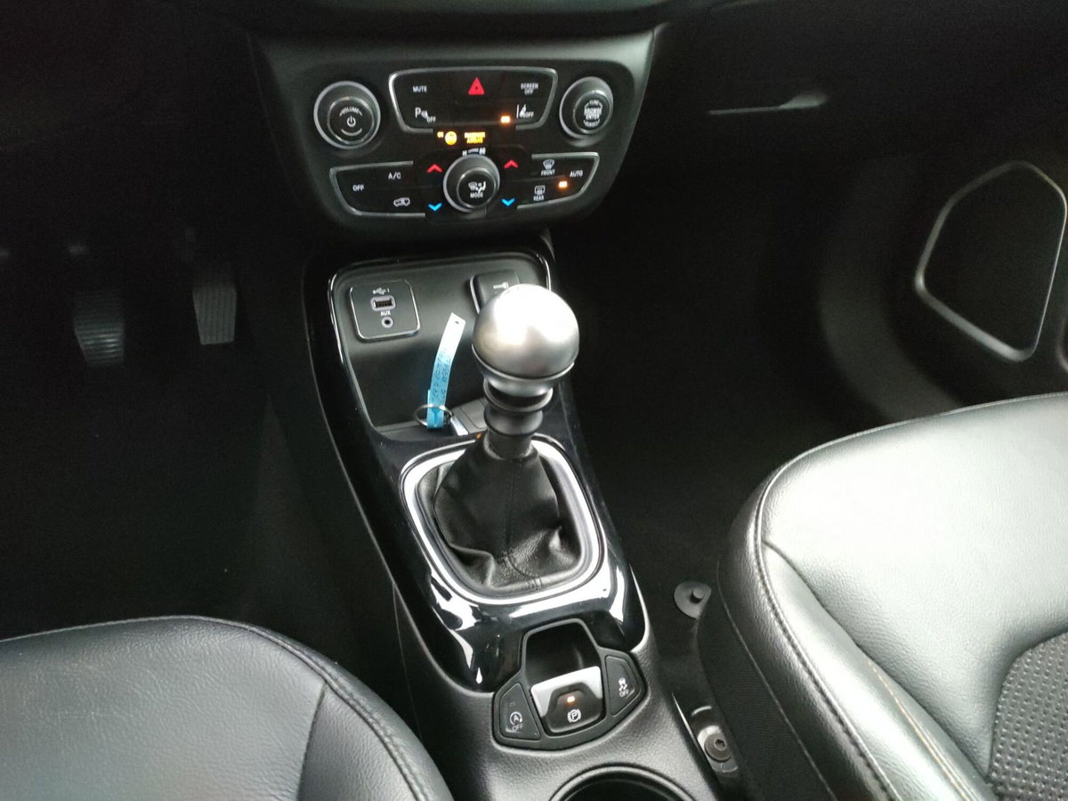 Jeep Compass 1.4 MultiAir 2WD Limited (13)